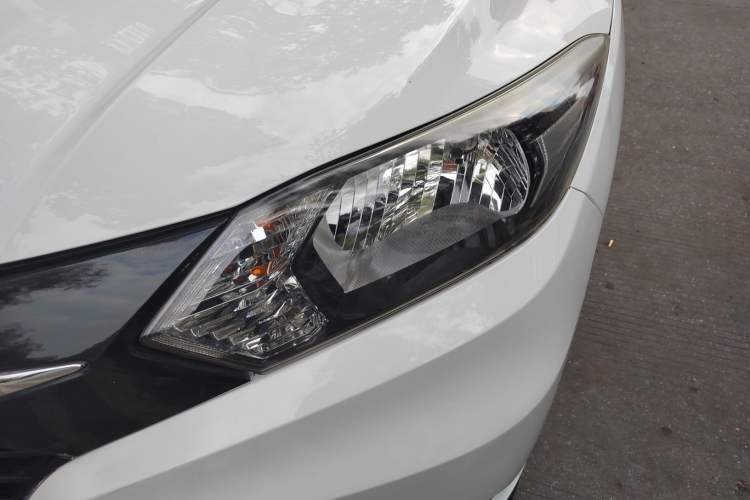 Used Honda Vezel 2015 1.5L CVT two-wheel drive Comfort trim