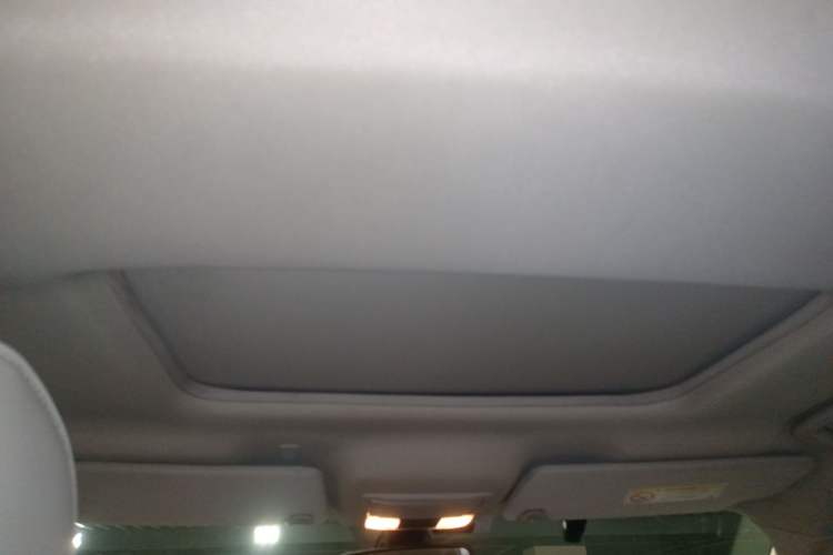 Used Ford Explorer (Import) 2017 3.5T Platinum Edition