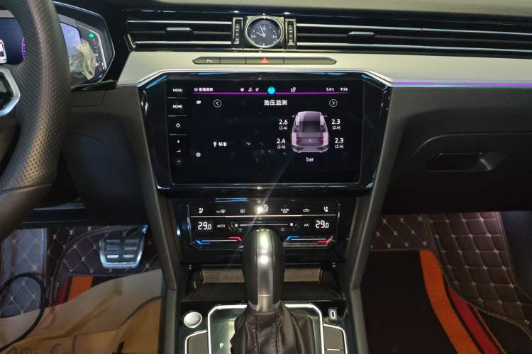 Used Volkswagen Magotan 2023 2 Million Units Commemorative Edition 330TSI DSG Luxury Version