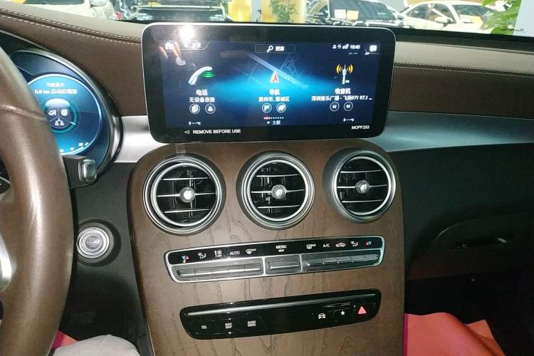 Used Mercedes-Benz GLC 2022 Facelift GLC 260 L 4MATIC Luxury Edition