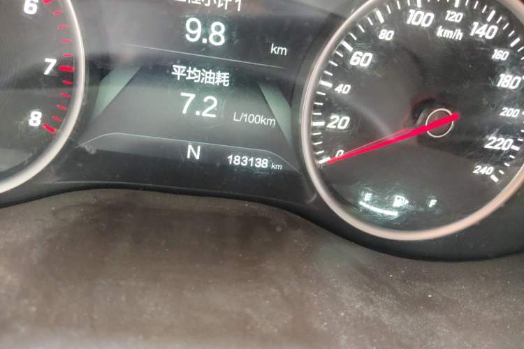 Used Baojun 730 2017 1.8L iAMT Luxury Version 7-Seater