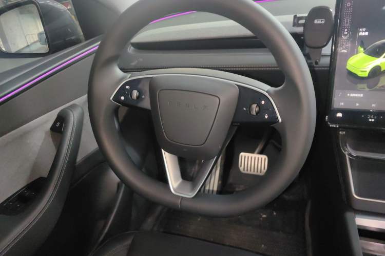 Used Tesla Model Y 2025 Rear-Wheel-Drive Version