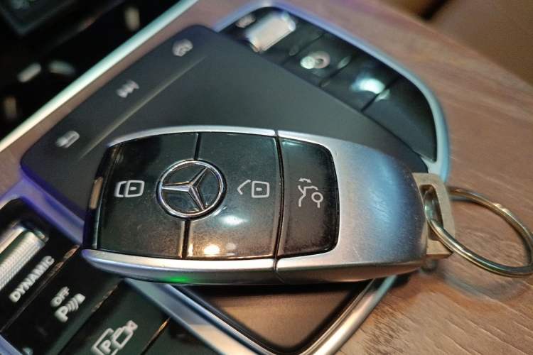 Used Mercedes-Benz E-Class 2019 E 260 L