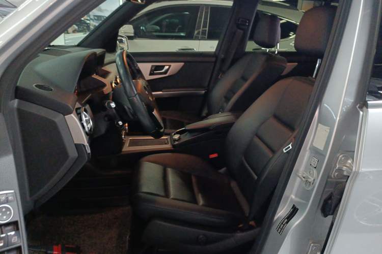 Used Mercedes-Benz GLK-Class 2013 Facelift GLK 300 4MATIC Fashion Edition