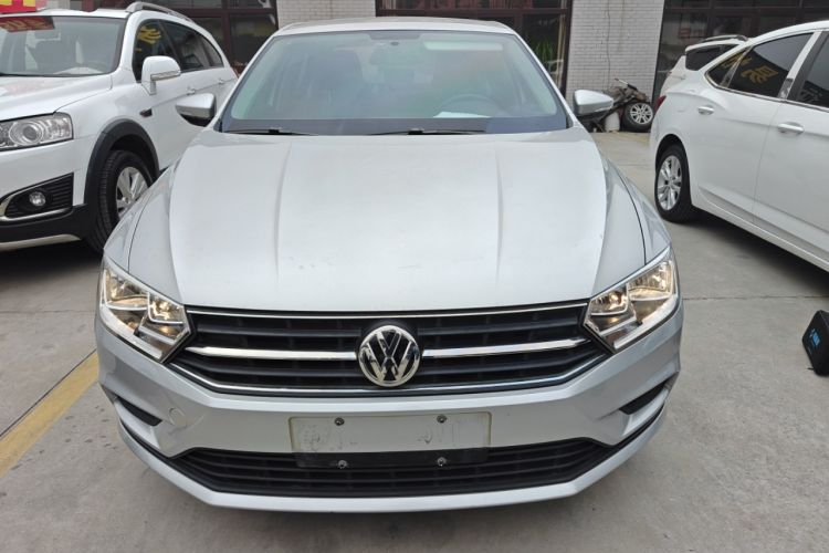 Used Volkswagen Bora 2016 1.6L Automatic Fashion Model