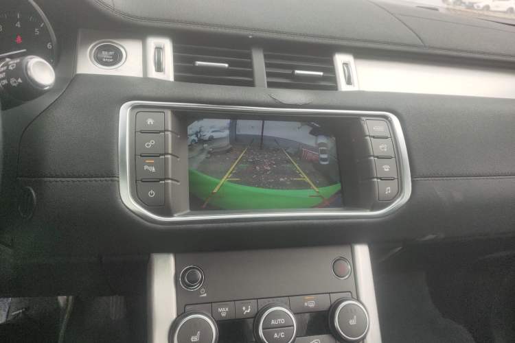 Used Land Rover Range Rover Evoque 2017 2.0T PURE Style Edition
