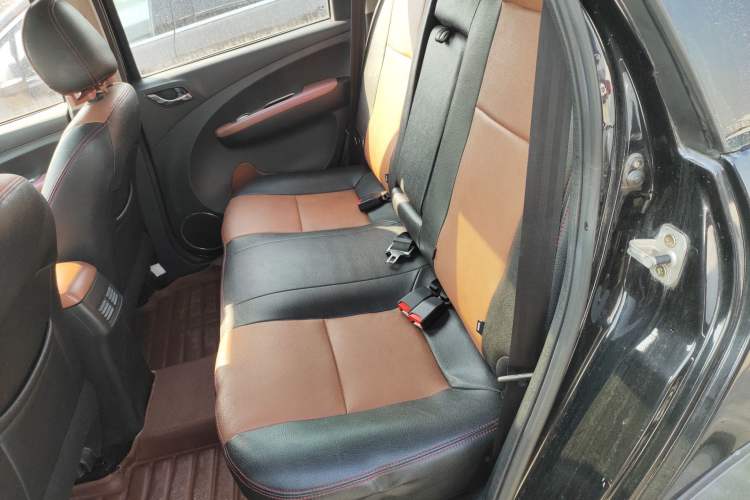 Used FORTHING Joyear X5 2015 1.6L Manual Luxury Model
