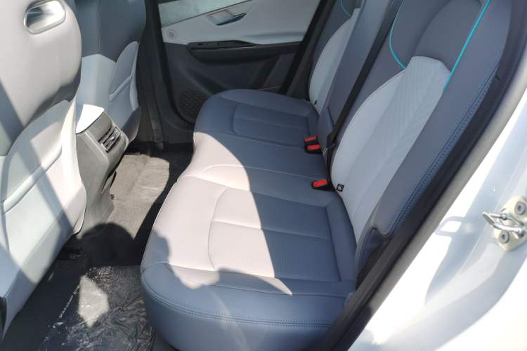 Used Changan UNI-T 2023 2nd Generation 1.5T Luxury Version
