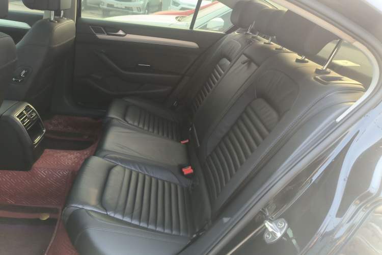 Used Volkswagen Magotan 2019 330TSI DSG Leading Model China VI Standard