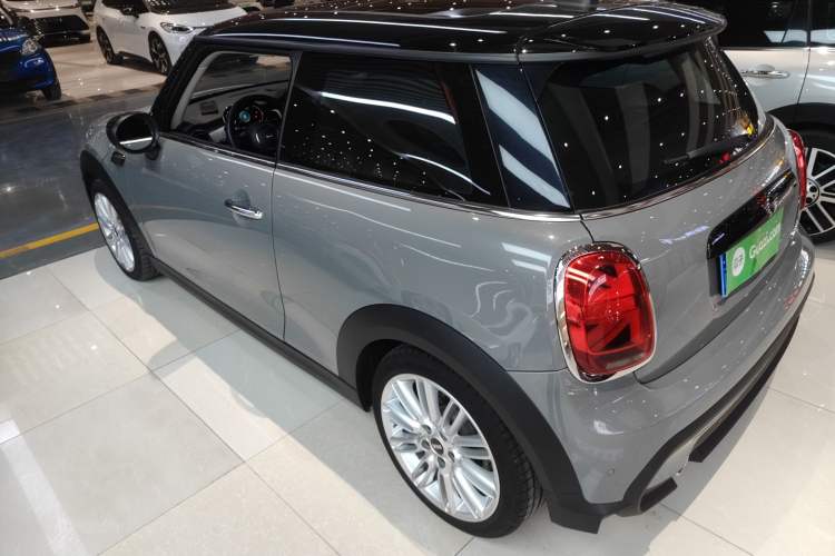 Used  MINI 2022 1.5T COOPER Classic Edition