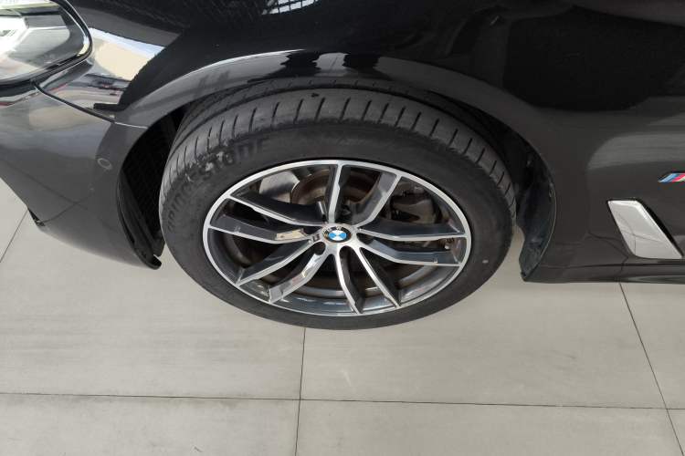 Used BMW 5 Series 2022 Restyled 525Li M Sport Package
