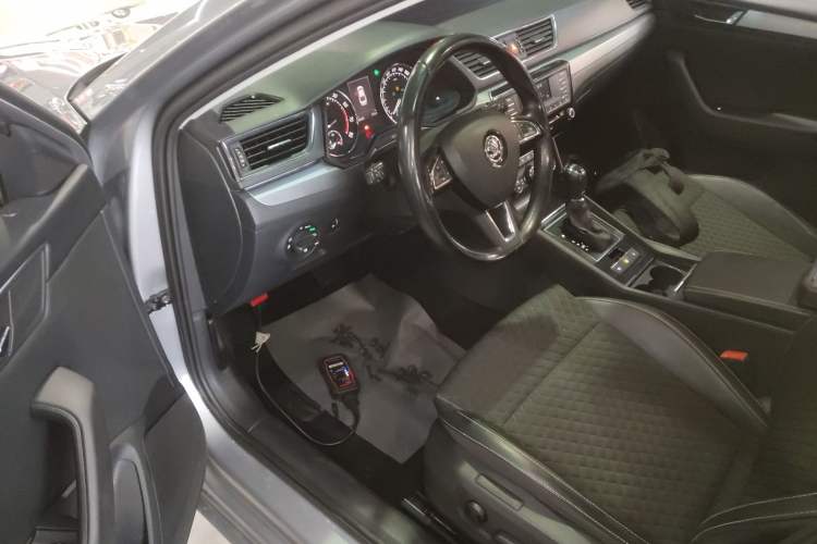 Used Skoda Superb 2016 TSI280 DSG Innovation Edition
