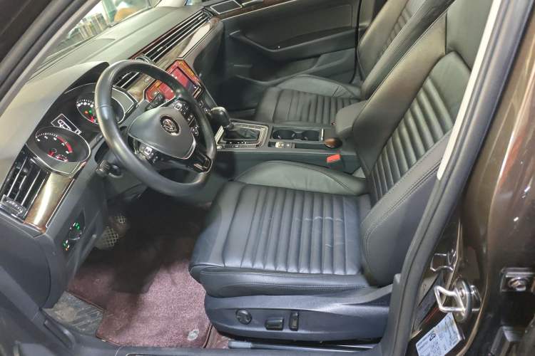 Used Volkswagen Magotan 2019 330TSI DSG Luxury Model China V Standard
