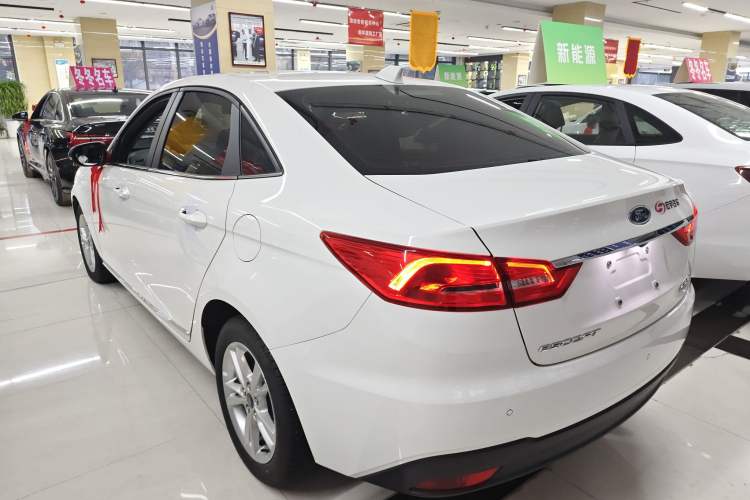 Used Ford Escort 2019 Revised Version 1.5L Automatic Enjoyment Type China VI Standard