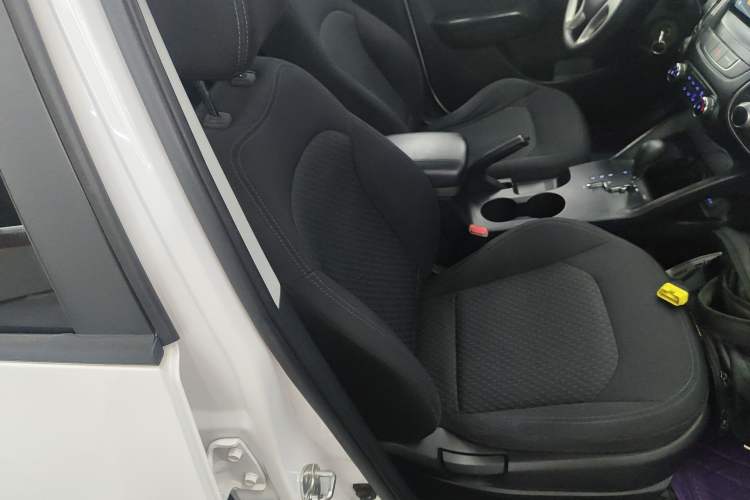 Used Hyundai ix35 2013 2.0L Automatic 2WD Comfort GL China IV Standard
