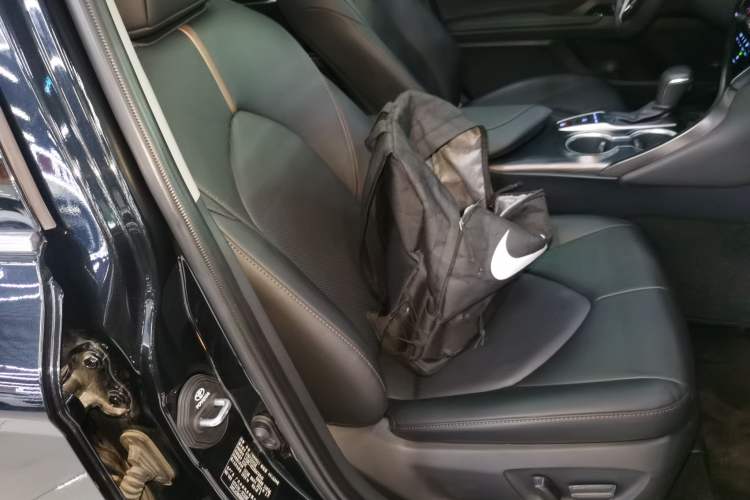 Used Toyota Camry 2023 2.5G Luxury Edition
