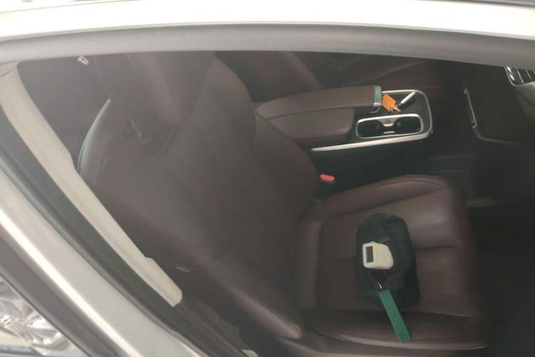 Used Buick Century 2023 2.0T Six-Seater Yinshi Edition