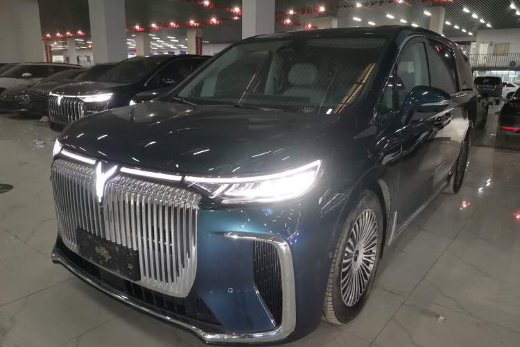 Used VOYAH Dream 2025 PHEV Four-Wheel-Drive Flagship Kunpeng Edition