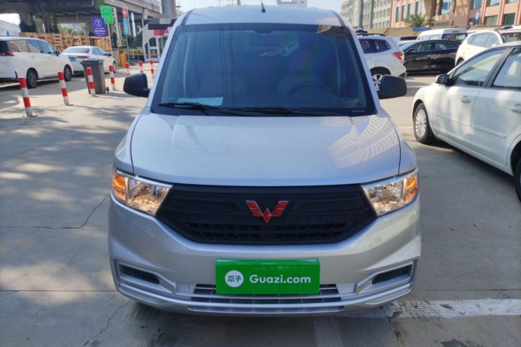 Used Wuling Hongguang V 2022 1.5L Jingqu Edition Electric-Assist LAR