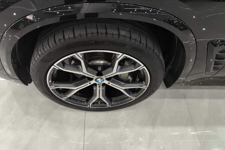 Used BMW X5 2023 xDrive 30Li Luxury M Sport Night Edition Package