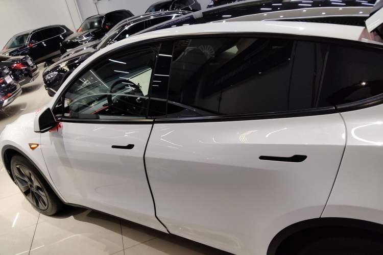 Used Tesla Model Y 2024 Rear-Wheel-Drive Version
