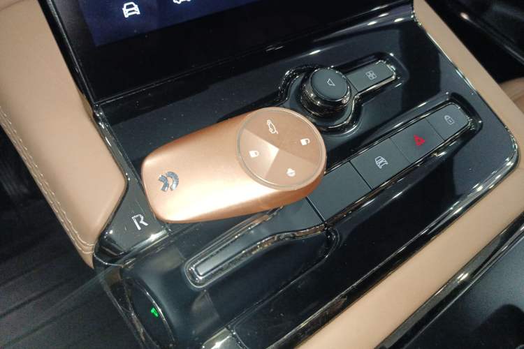 Used Nio ES8 2020 580 km Range Signature Edition Six-Seater Version
