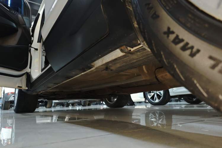 Used Ford Kuga 2013 1.6L GTDi Two-Wheel-Drive Trend Model
