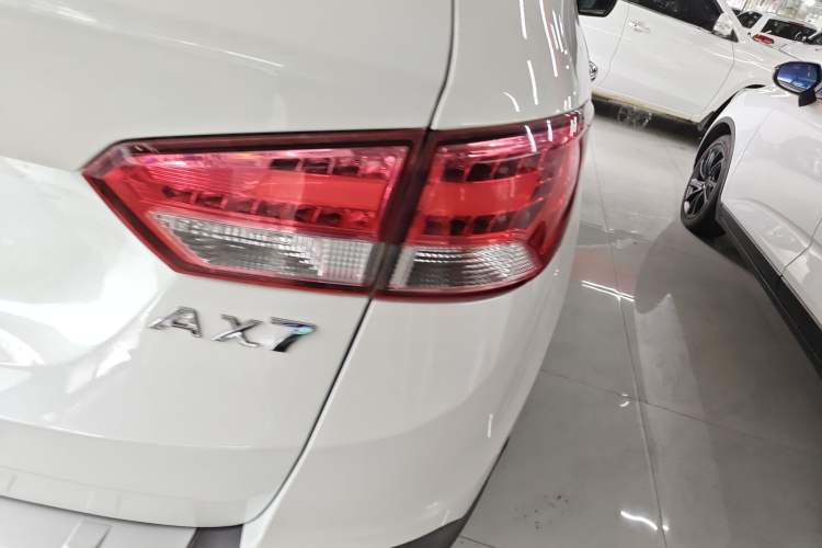 Used Dongfeng Aeolus AX7 2015 2.0L Automatic Zhiyi Trim