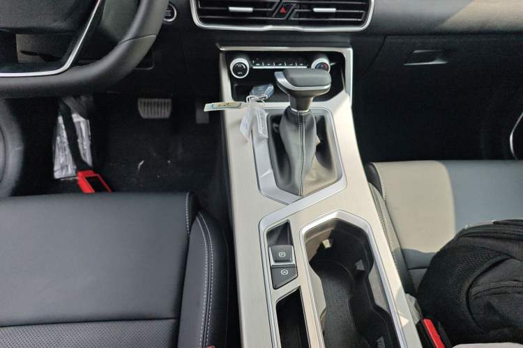 Used Geely Auto Coolray 2025 1.5L CVT Super Edition