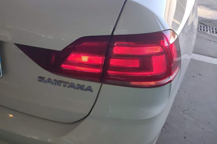 Used Volkswagen Santana 2021 1.5L Automatic Fashion Edition
