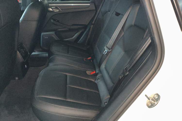 Used Porsche Macan 2023 Macan 2.0T
