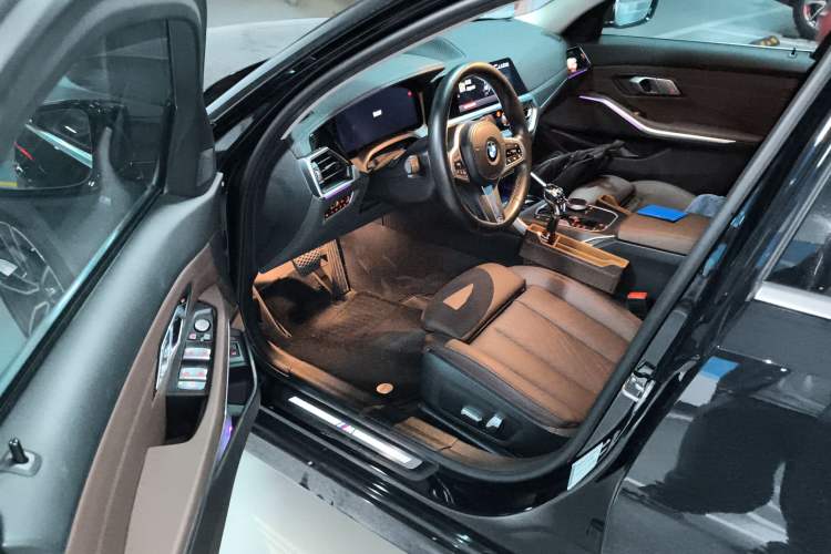 TDK.VehicleDetails.img