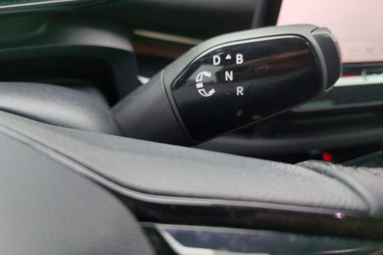 Used Volkswagen ID.UNYX 2024 Pro Long-Range Version