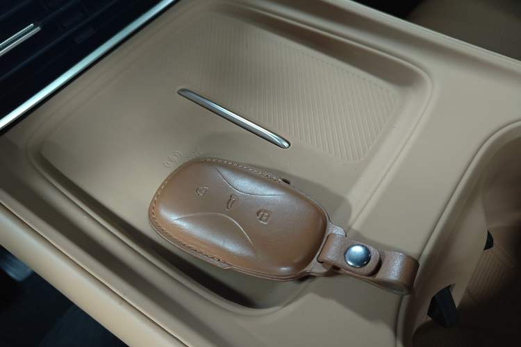 Used Dongfeng Aeolus Aeolus L8 2025 Model 185KM Dream Edition