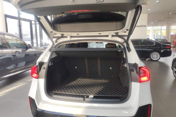 Used BMW iX1 2023 eDrive25L M Sport Package
