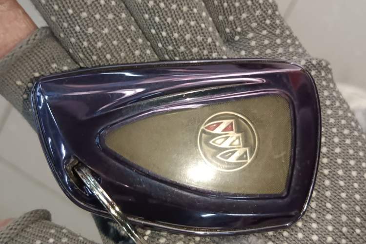 Used Buick Envision 2022 Encore S 552T Two-Wheel-Drive Luxury Model
