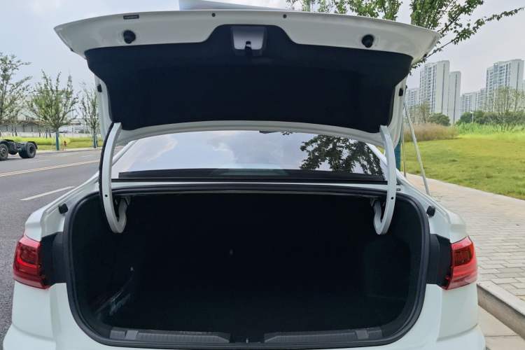 Used Volkswagen Bora 2024 300TSI DSG Prestige Edition
