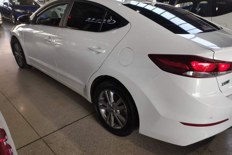 Used Hyundai Elantra 2016 1.4T Dual-Clutch Xuan Dong · Dynamic Version
