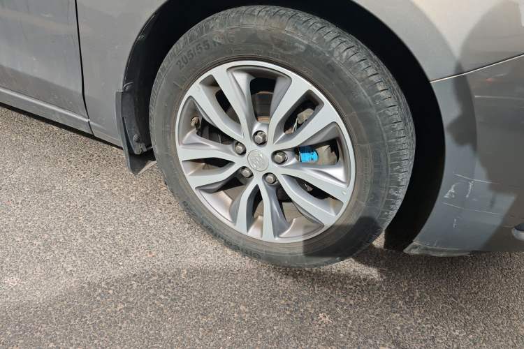 Used Buick GT 2018 18T Automatic Elite Model