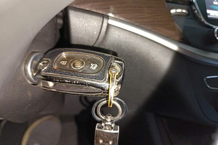 Used Buick Verano 2018 Sedan 20T Dual-Clutch Leading Model
