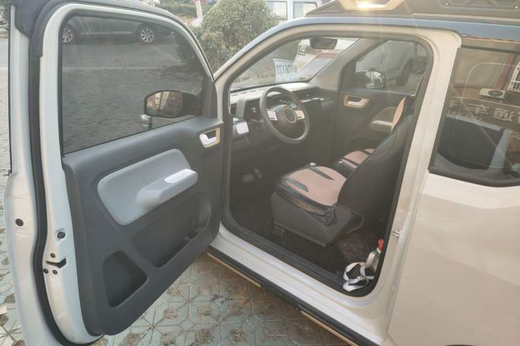 Used Wuling Hongguang MINIEV 2022 GAMEBOY 200km Gaming Edition with Lithium Iron Phosphate
