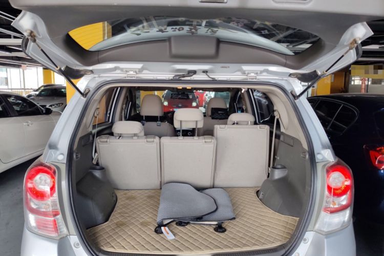 Used Toyota Verso 2014 Starlight 180E CVT Elite Edition
