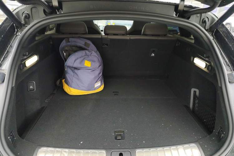 Used Nio ET5T 2025 75 kWh Touring