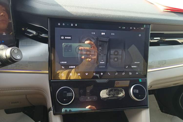 Used Lynk & Co 09 EM-P 2023 2.0TD EM-P Long-Range Version PM 7-Seater
