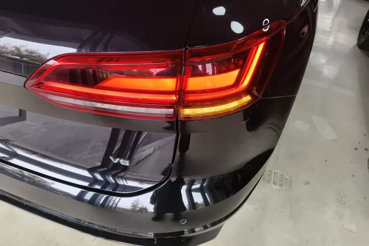 Used Volkswagen Touareg 2019 3.0 TSI RuiFeng Edition China VI Standard
