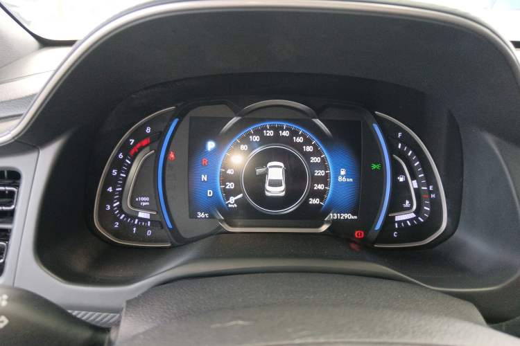 Used Hyundai Elantra 2019 1.4T Dual-Clutch Xuan Dong · Dynamic Model
