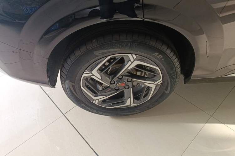 Used Hongqi HS3 2023 1.5T Two-Wheel Drive Shanwei Edition
