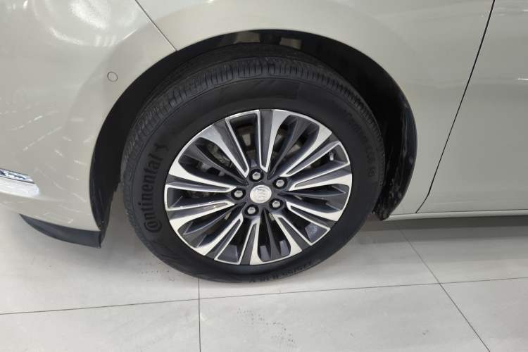 Used Buick GL8 2020 ES Land Cruiser 653T Luxury Model
