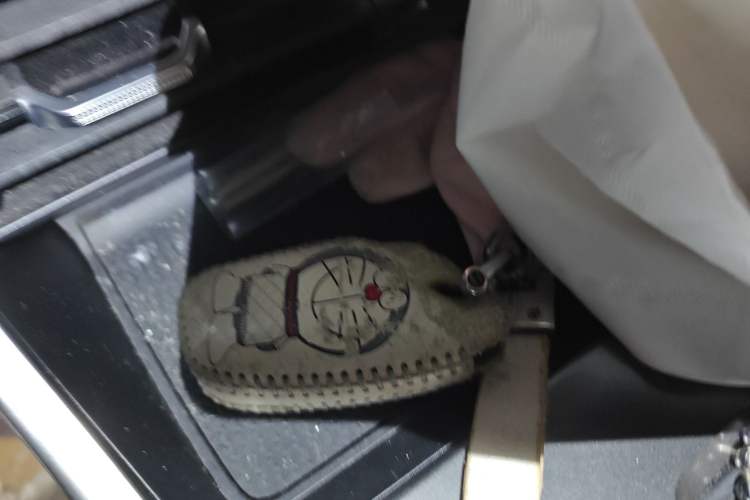 Used Roewe RX5 2023 1.5T Prestige Sliding-Screen Version