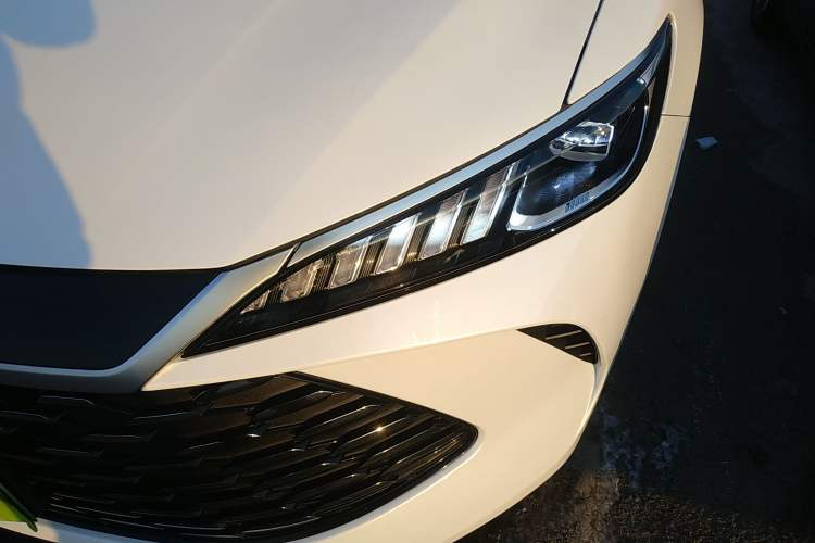 Used BYD Qin PLUS 2025 DM-i Smart Drive 55KM Leading Model
